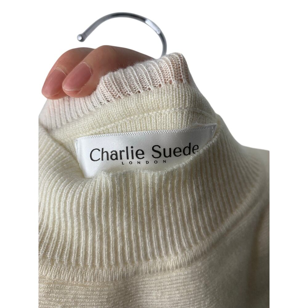 Charlie Suede London Elegant Cape Fitted Top - Picture 5 of 5